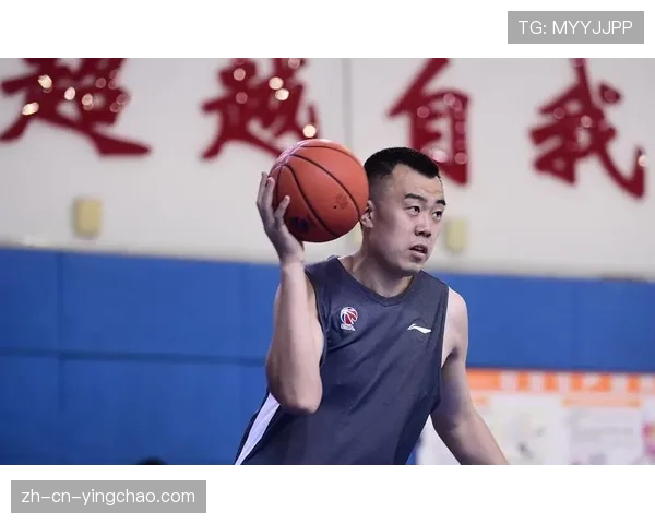 辽宁队老将韩德君持续发挥余热 新老交替期担当稳定器