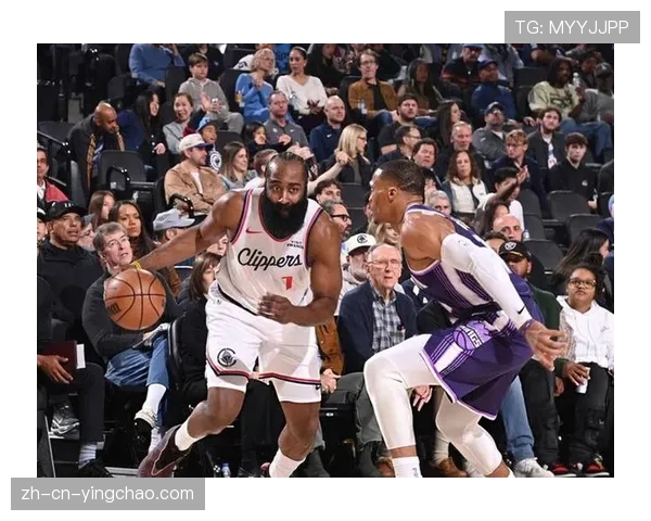 骑士攻防平衡度显著提升 哈登米切尔双枪互补性逐渐显现 骑士攻防平衡度显著提升 哈登米切尔双枪互补性逐渐显现